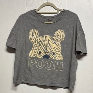 Disney Gray and Cream Pooh Short Sleeve Tee